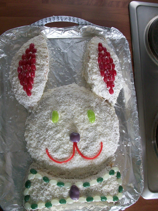 The Easter Bunny Cake that I made :)