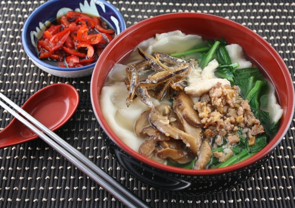 My Asian Kitchen: Pan Mee (Flat Broad Egg Noodles in Soup)