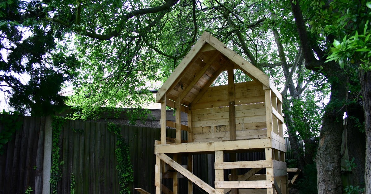 The Pallet Project Tree Hut