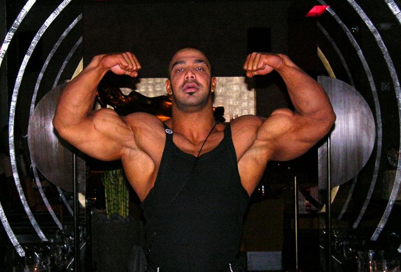 Bodybuilder Zach Khan 1 Bodybuilders & Muscle Men