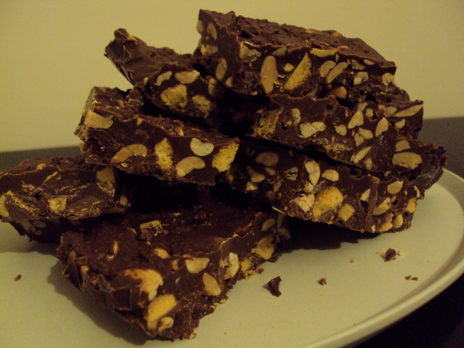 Me, My Food and I Sweet and salty crunchy nut bars