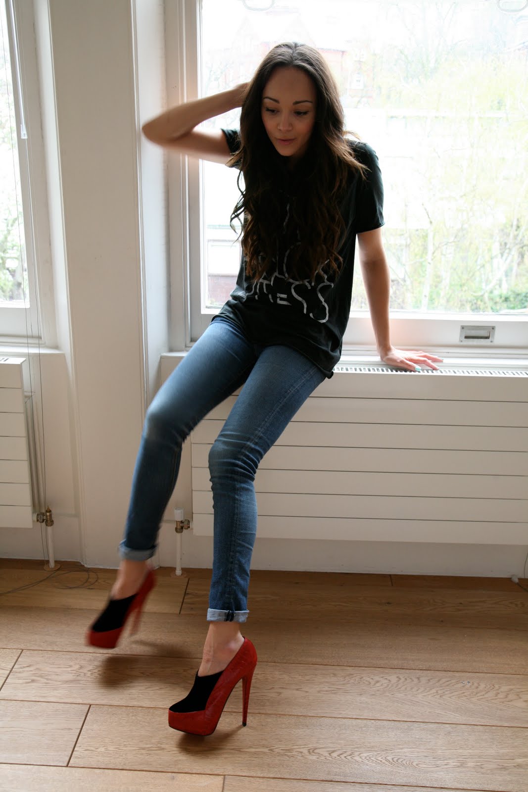 black jeans red shoes