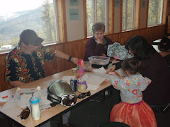 jo coloring with her turner friends