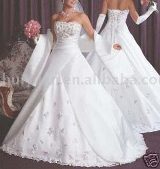 Mishono Ya Harusi http://waukweli.blogspot.com/2008/10/magauni-ya