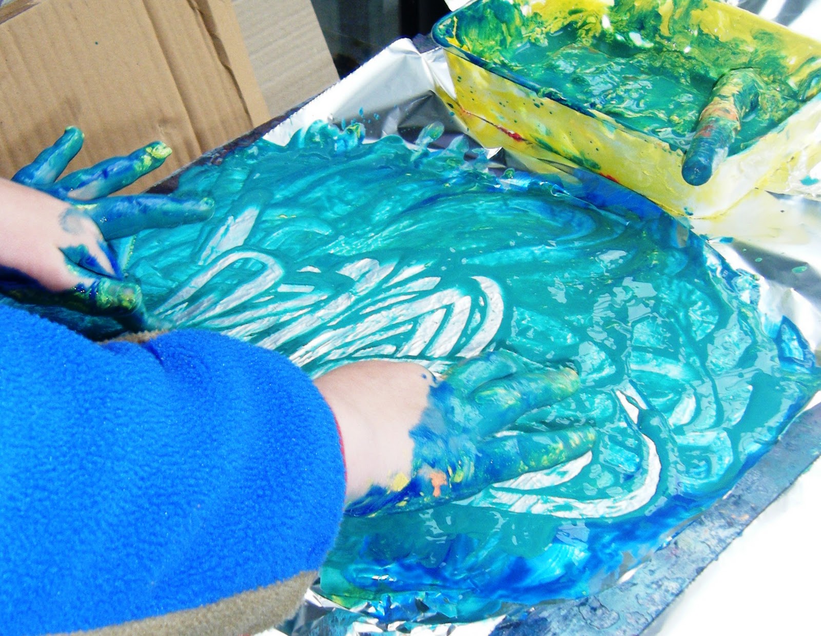 let the children play flour paint