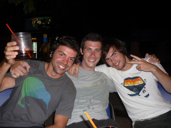 Acá estoy yo con los chicos en una de las discos