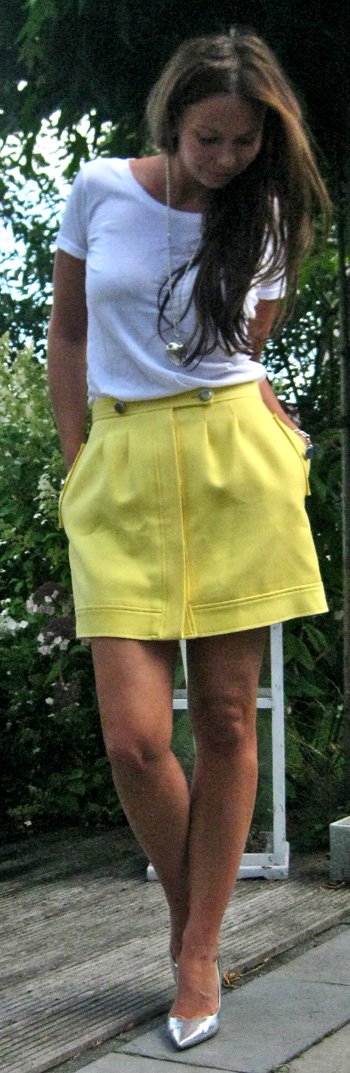 [yellowskirt004.jpg]
