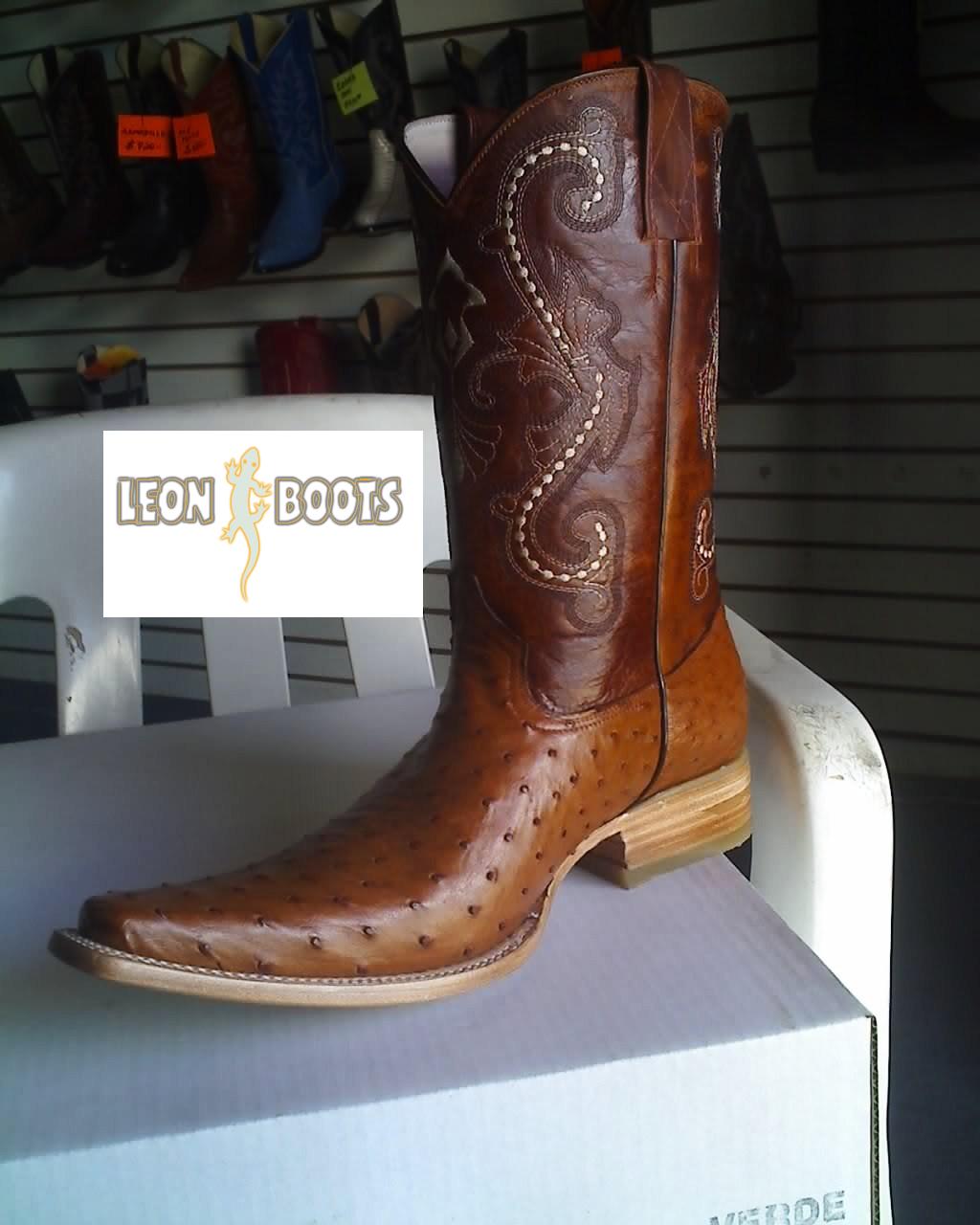 botas vaqueras versace