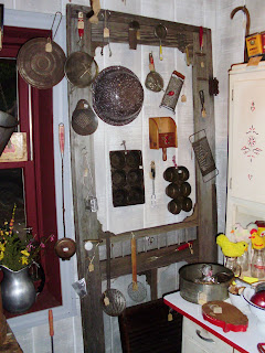 Log Cabin Antiques Gifts Screen Door With Kitchen Items