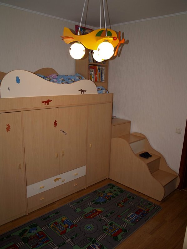 [childs_room.jpg]