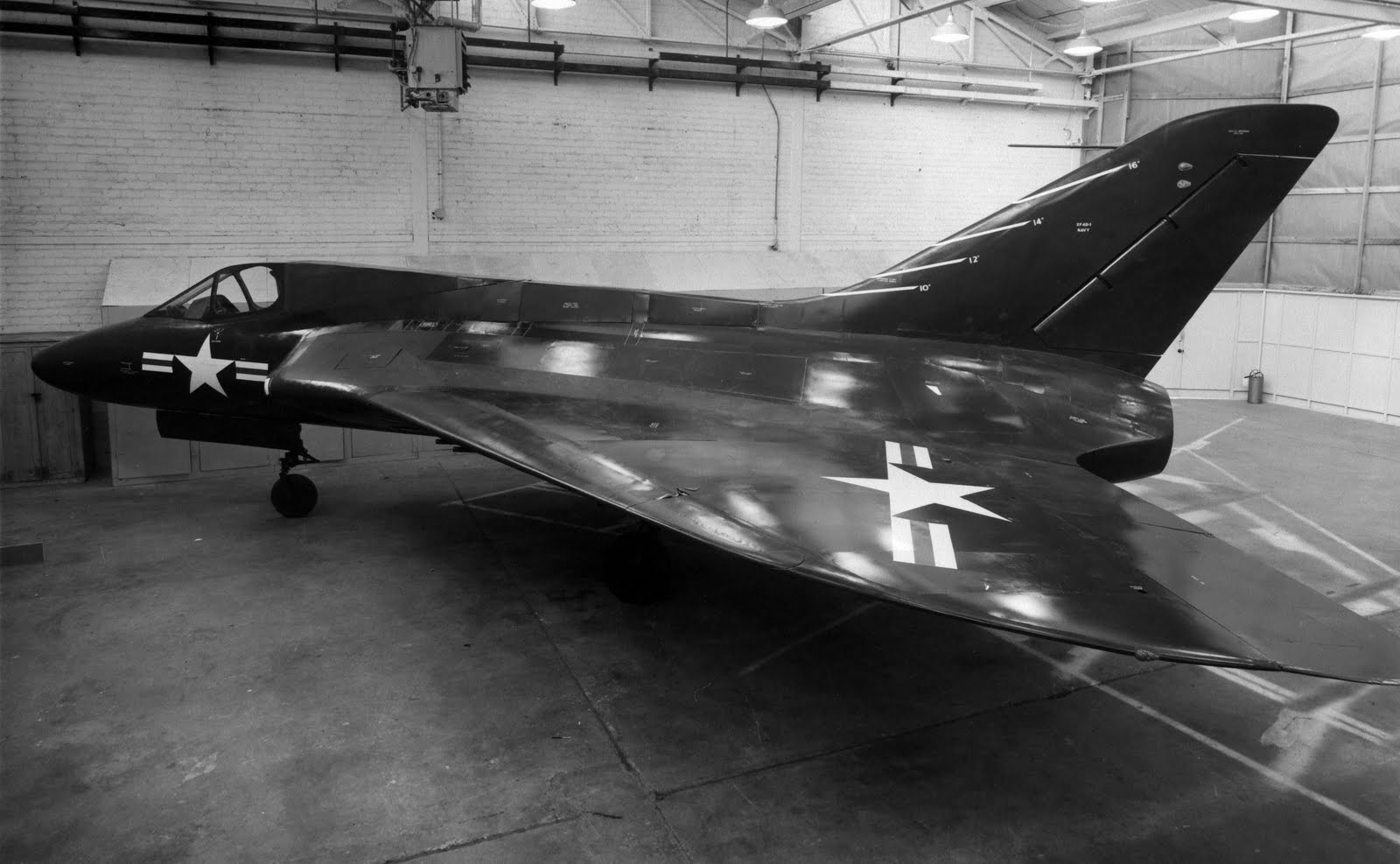 [F4D+Mockup+LSO+Stripes.jpg]