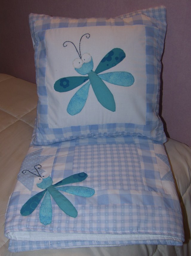 Artesanías en venta: Colcha para cuna bebé 1.45 x 75 cm + cojin 40x40