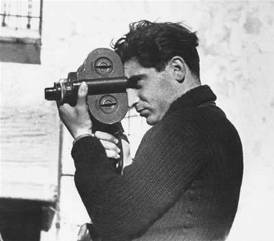 [robert_capa.jpg]