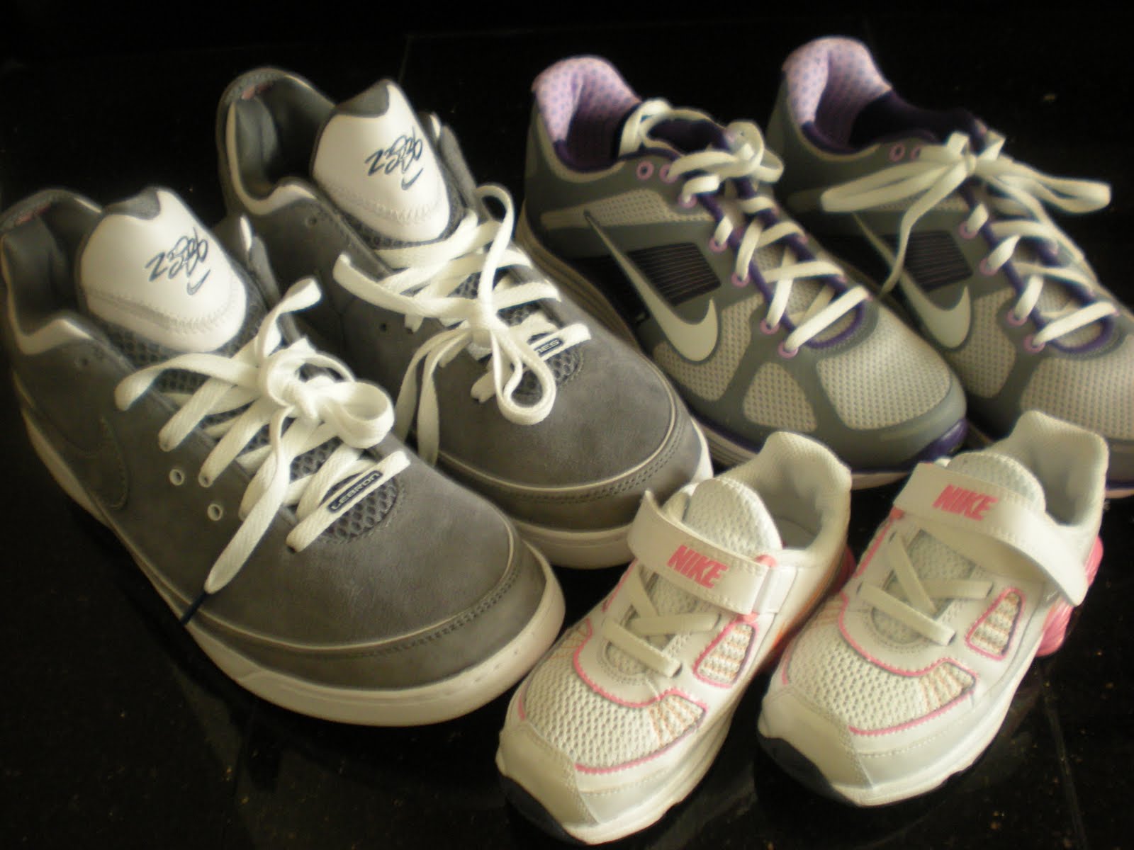 Ippssy Eggos Shoe shopping