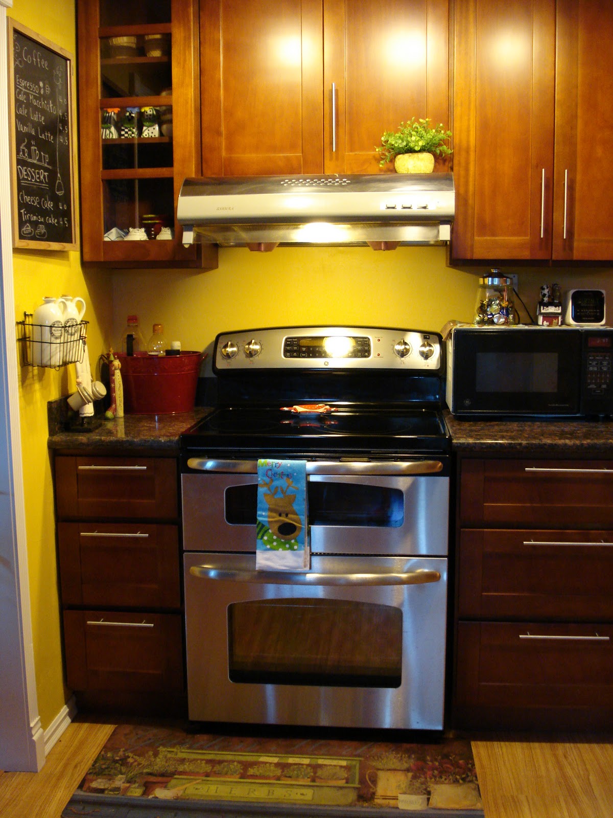 sophiehouse interior cafe style kitchen