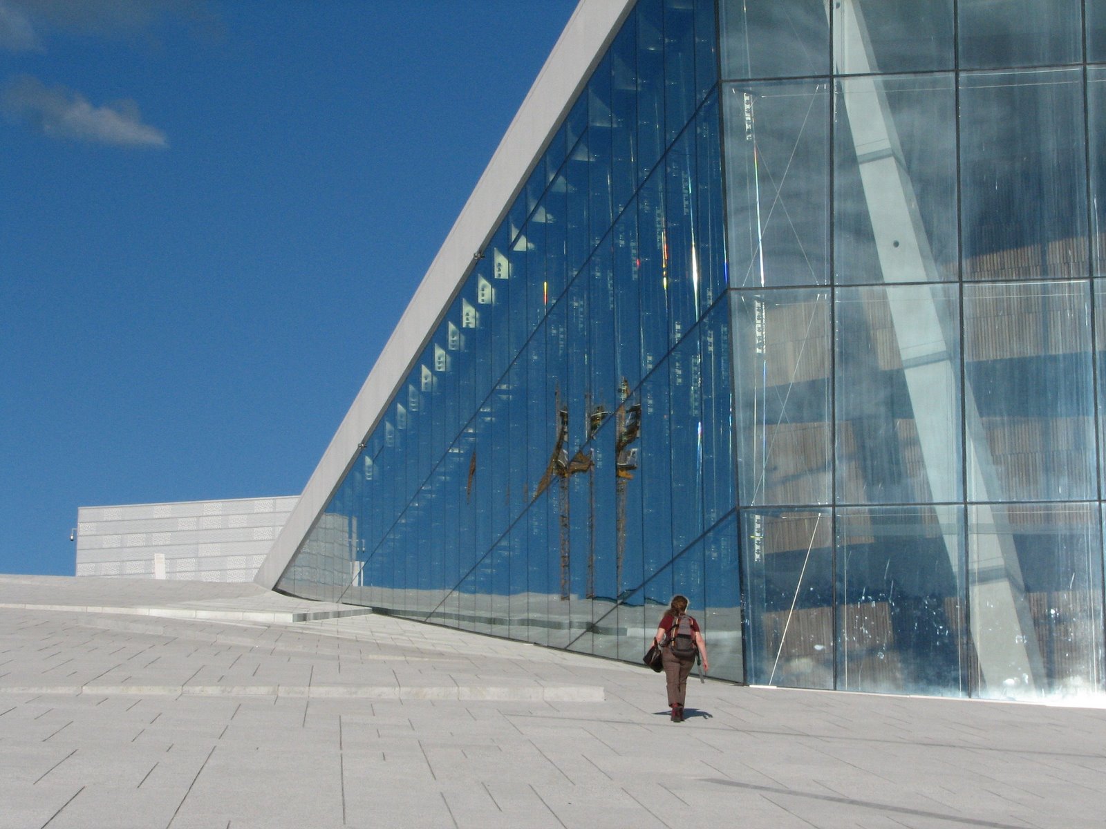 [IMG_0020_operaen.JPG]