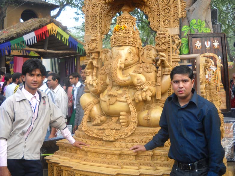 [JK_jitendra_kumar_Satyendra_Pal4.jpg]