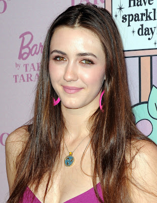 madeline zima nanny. Actress Madeline Zima