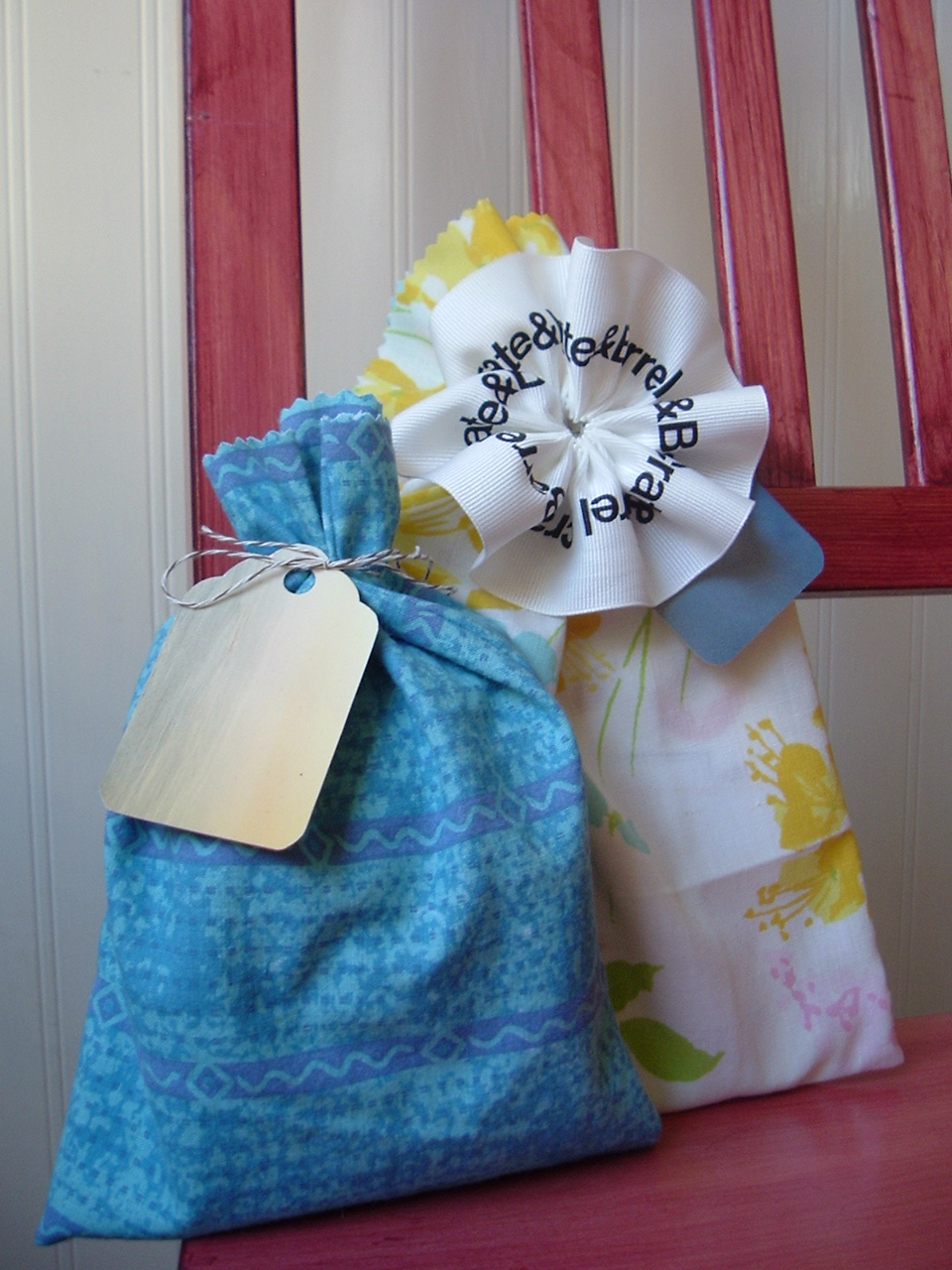 [Xmas+wrapping+1.JPG]