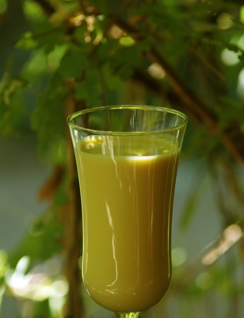 Aubergine, Sweet and Green: Zlatni jogurt