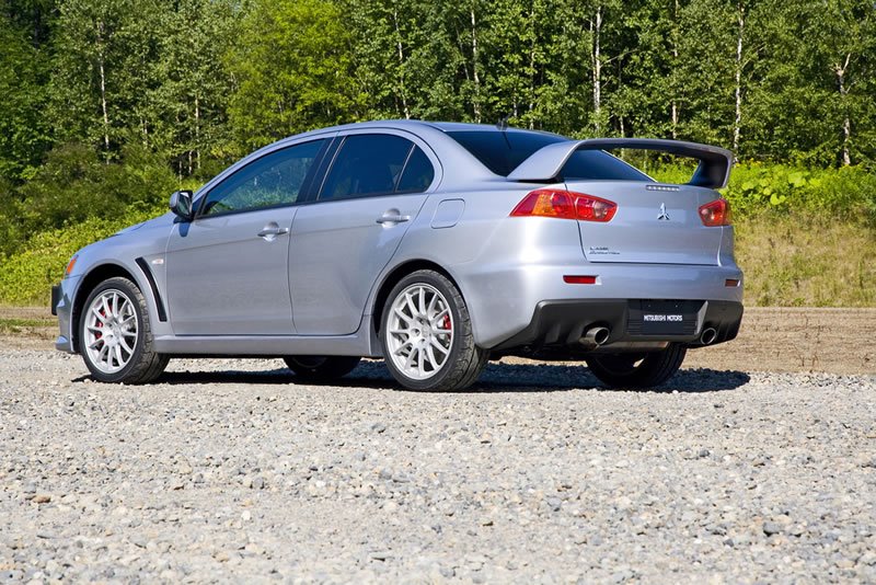 [mitsubishi-evo-x-silver-rear-side.jpg]