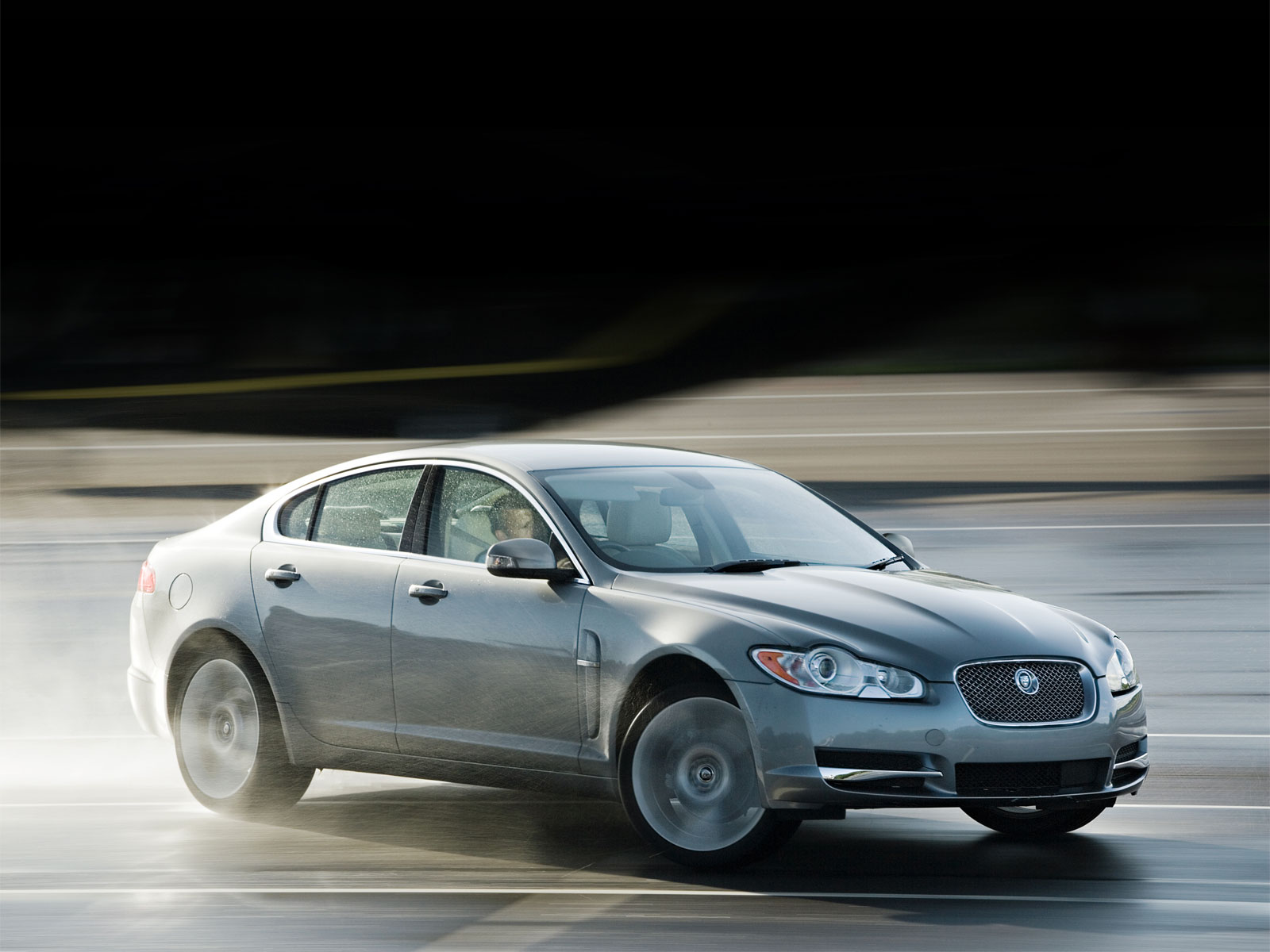 [jaguar+xf+front.jpg]