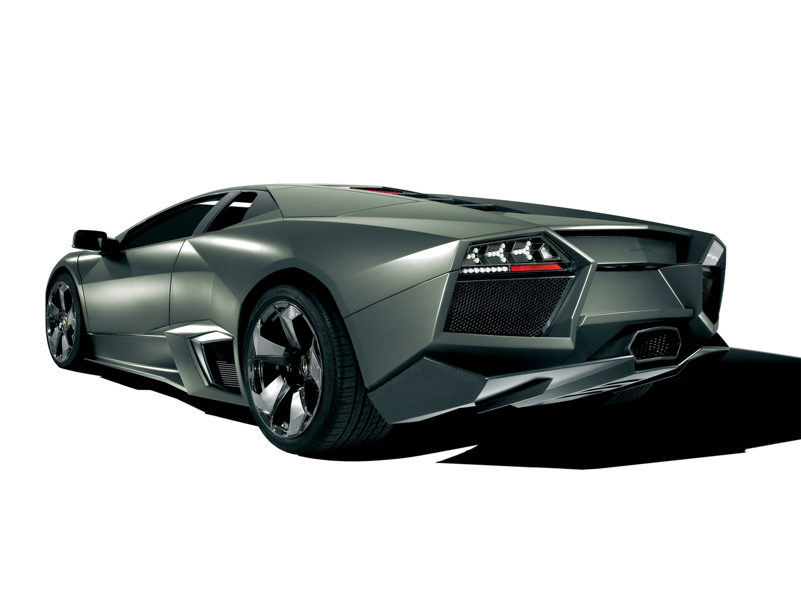 [lamborghini+reventon+rear.jpg]