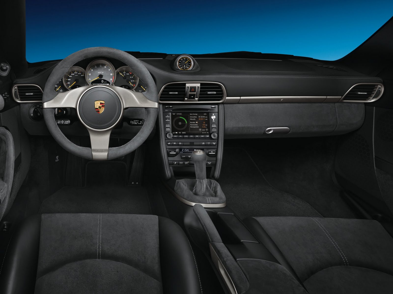 [porsche-911-gt3-2010-interior.jpg]