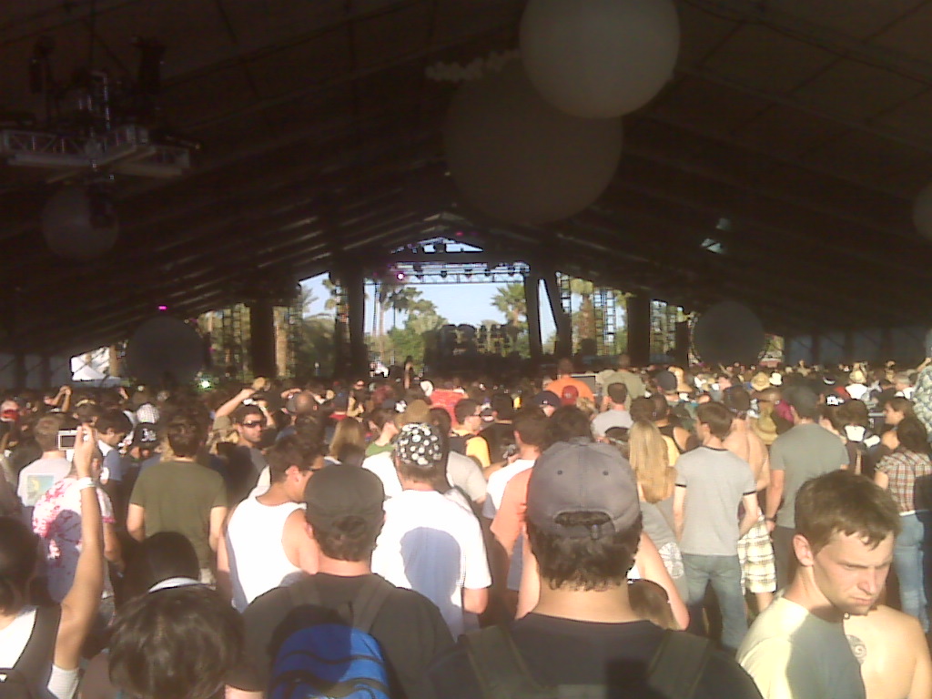 [=?utf-8?B?L01lZGlhIENhcmQvQmxhY2tCZXJyeS9waWN0dXJlcy9JTUcwMDA5MC5qcGc=?=-747341]