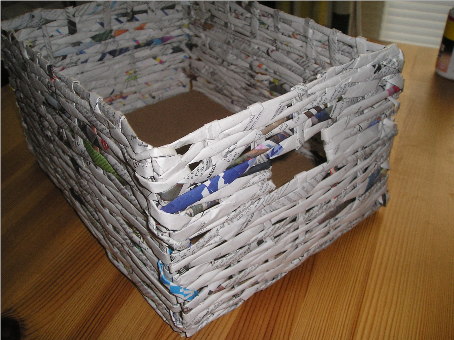 Dodo's WORLD!: Cesta de papel periódico