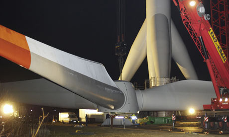 [workers-install-a-wind-tu-001.jpg]