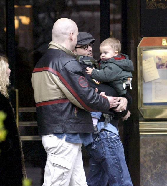 Lily-Rose Depp and Jack Depp: Johnny Depp Hablando de su pequeño hijo