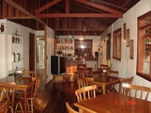 O BAR