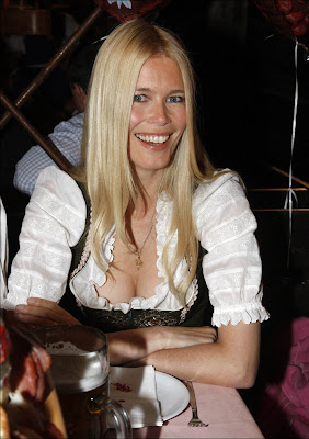 ClaudiaSchifferOktoberfest2008111.jpg