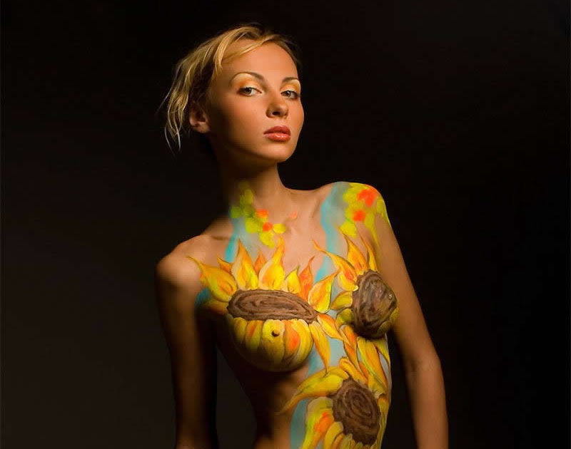 Sun Flower Art Body Painting In Her Sexy Hot Body more sexy pic's &...