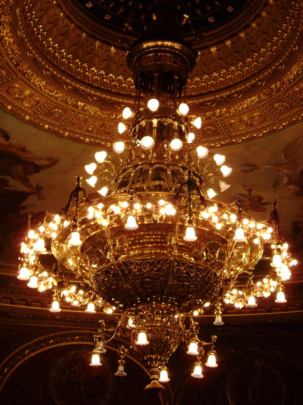 [opera+2.JPG]