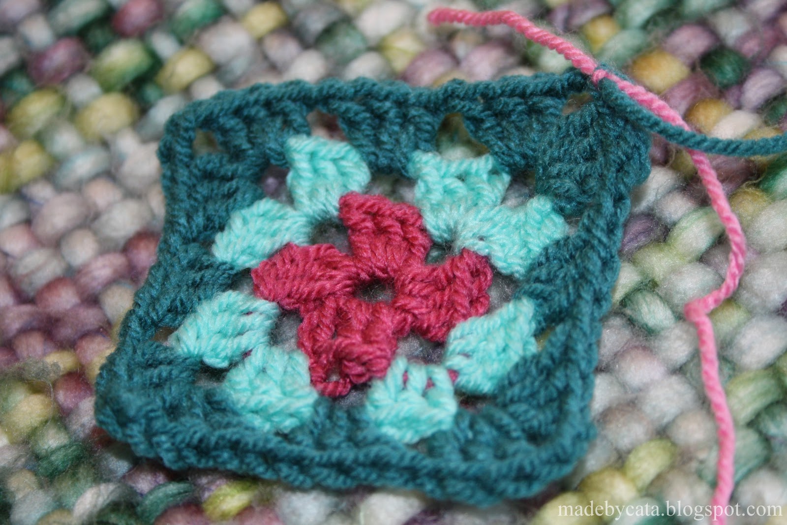 madebycata Granny Square Tutorial for beginners!