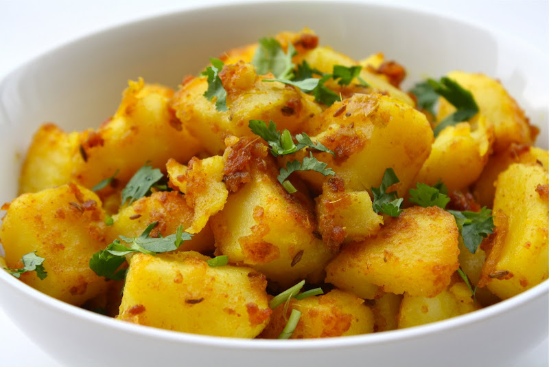Dry Potatoes With Ginger And Garlic