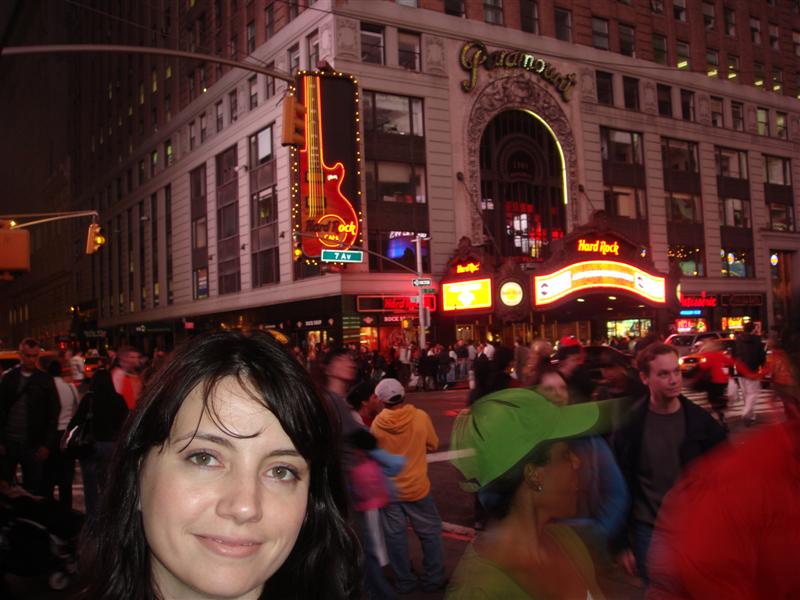 [DSC00188+(Medium).JPG]