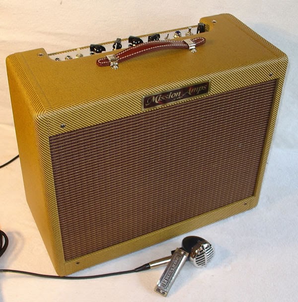 Blues Harp Amps Review of the Mission Chicago amp from Mojo Red
