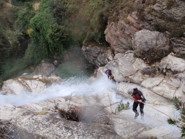 [22239_1374728568308_1234645358_1106277_8069788_n.jpg]