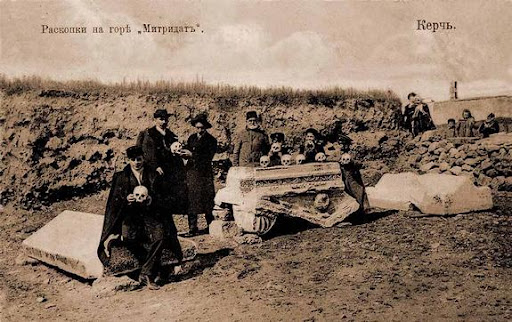 Раскопки на горе Митридат