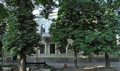 Улица Горького, 11 в Симферополе