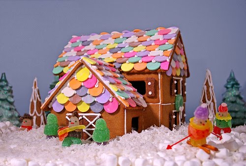 [cute-food-gingerbread-house.jpg]