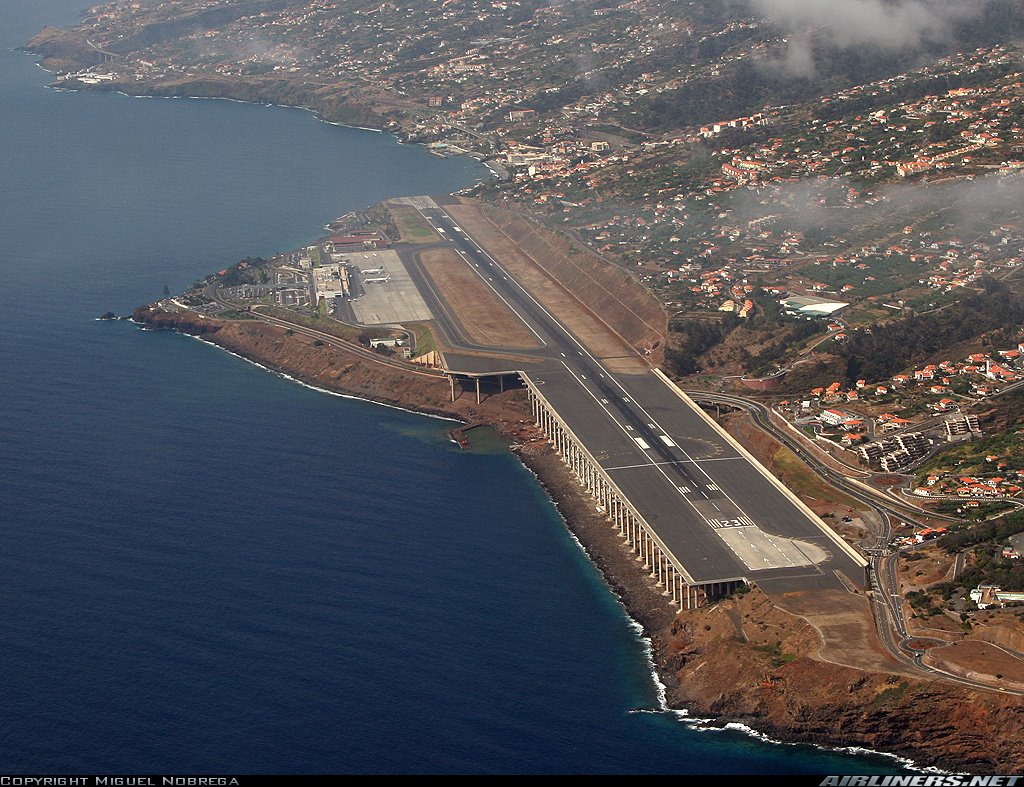[madeira+1.bmp]