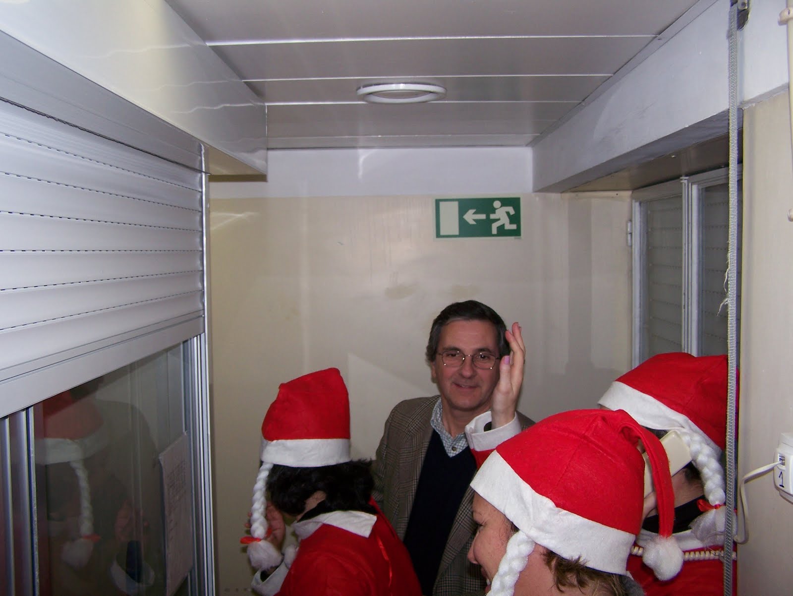 [23.12.08_061.JPG]