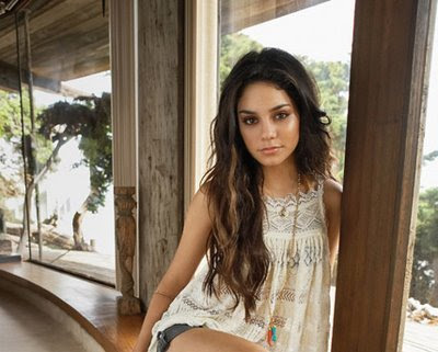 Vestir a Vanessa Hudgens