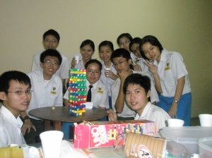 [uno+stacko.bmp]
