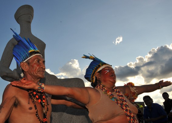 [IMAGEM+DOS+INDIOS.jpg]