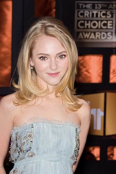 Random Celebrity Pictures: Teen Celebrity